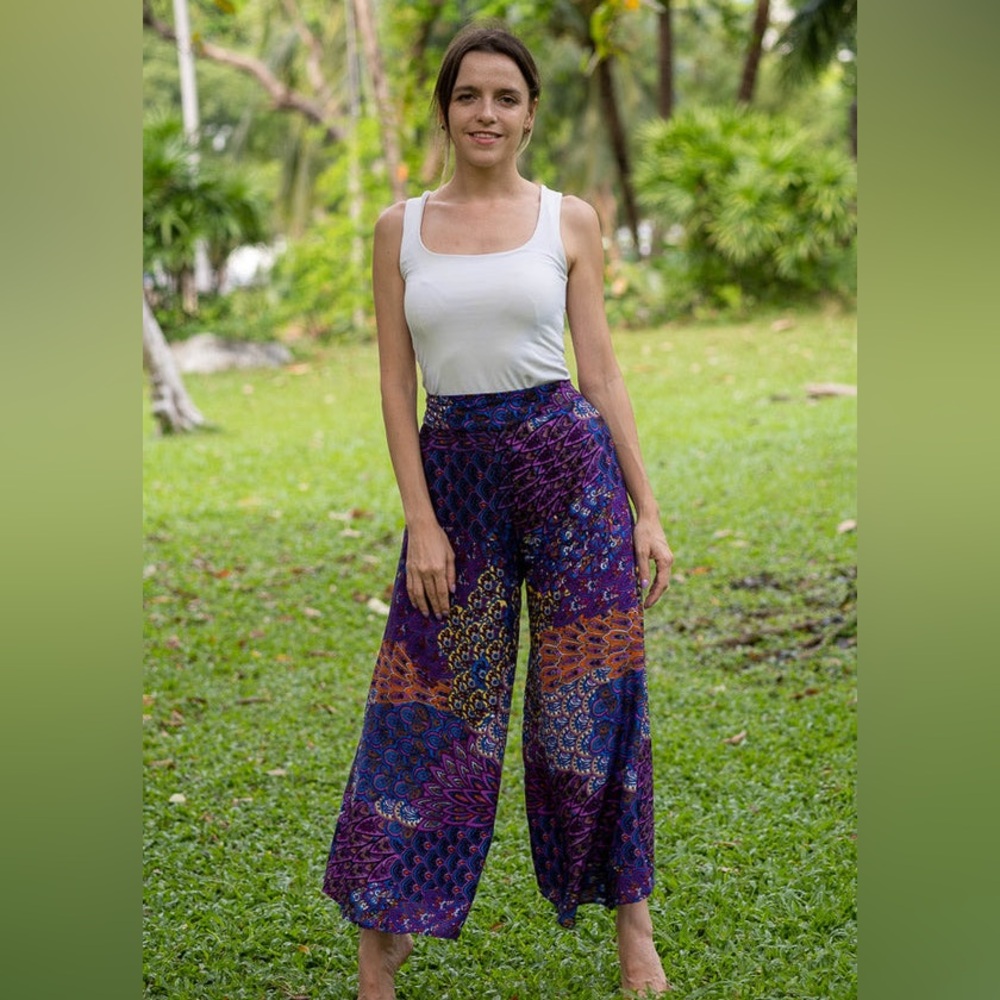 ✨NWT Vibrant Purple Peacock Boho Printed Flared Pants XL